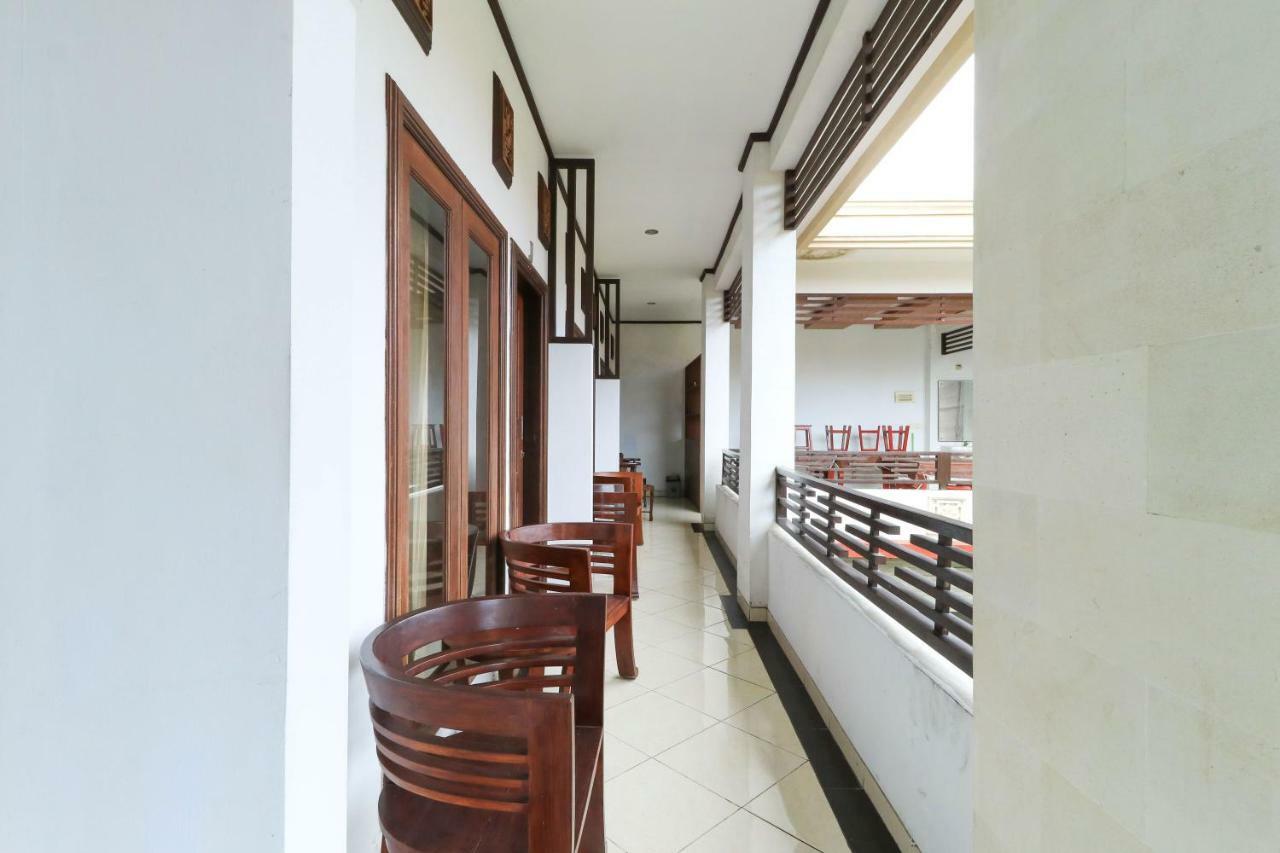 Puri Jayaraja Guest House Кута Экстерьер фото